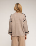 Jersey de punto fino con detalle de pespunte en negro en los laterales mangas y bajo - Tantra Spain
