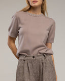 Jersey de punto fino con detalles de piedras de strass en el cuello. - Tantra Spain