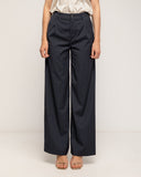 Pantalón de traje de corte recto con raya diplomatica y bolsillos laterales - Tantra Spain