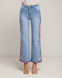 Pantalon denim corte recto con bordado lateral y flores en el bajo - Tantra Spain
