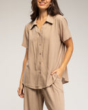 Set de camisa de manga corta y pantalon elástico con bolsillos (CAMEL) - Tantra Spain