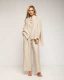 Set de pantalón con cintura elástica y camisa de manga murciélago, estilo oversize con botones dorados - Tantra Spain