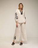 Set de pantalon y top con bordados en las mangas, cuello y en el bajo del pantalon - Tantra Spain