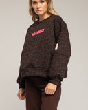 Sudadera de animal print con texto iconic en fluor (MARRON) - Tantra Spain
