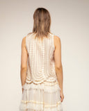 top de encaje con detalle de circulos (Beige) - Tantra Spain