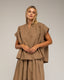 Top oversize de manga corta con pliegues en los hombro. - Tantra Spain