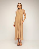 vestido amplio midi con cuello halter (Camel) - Tantra Spain