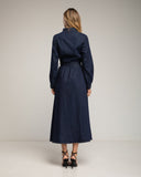 Vestido camisero midi con bolsillos en el pecho, falda de vuelo y cinturon. (DARKDENIM) - Tantra Spain