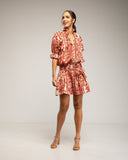 Vestido corto estampado con botones, cuello mao y cintura elástica y cinturón - Tantra Spain