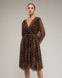 Vestido de tul de animal print con cuello pico. - Tantra Spain