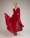 Vestido de tul largo de capas con cuello pico. - Tantra Spain