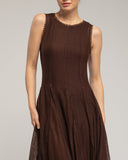 Vestido largo sin mangas de encaje con textura, falda de vuelo con pinzas. (BROWN) - Tantra Spain