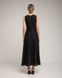 Vestido largo sin mangas de encaje con textura, falda de vuelo con pinzas. (NEGRO) - Tantra Spain