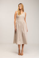 Vestido maxi de tirantes entallado al pecho. - Tantra Spain