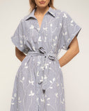 vestido midi camisero de rayas con bordados cinturon (Grey) - Tantra Spain