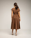 Vestido midi con cintura y pecho elastico, mangas fruncidas y bolsillos (BROWN) - Tantra Spain