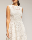 Vestido midi de encaje con vuelo, sin mangas y corte en la cintura - Tantra Spain