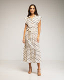 Vestido midi de lunares con botones en la parte de arriba, falda de vuelo y cinturón (BLANCO) - Tantra Spain
