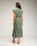 Vestido midi de lunares con botones en la parte de arriba, falda de vuelo y cinturón (KAKHI) - Tantra Spain