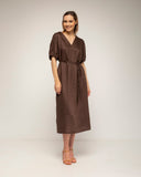 vestido oversize con mangas fruncidas cuello en pico tira de cinturon aparte (Brown) - Tantra Spain