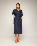 vestido oversize con mangas fruncidas cuello en pico tira de cinturon aparte (Navy) - Tantra Spain