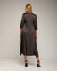Vestido oversize con seda, bolsillos, manga francesa y cuello redondo. - Tantra Spain