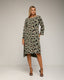 Vestido oversize de estampado animal print, manga larga y bolsillos. - Tantra Spain